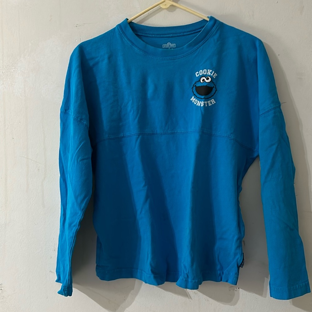Long sleeve Cookie Monster tee
